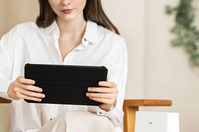 TCL Linkhub HH515L 4G Prepaid Router Full Pack