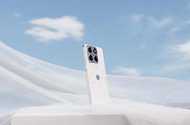 MOTOROLA Edge 70 Swarovski Edition Smartphone