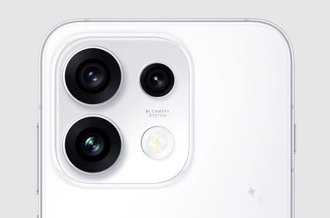OPPO Reno 16 Pro smartphone