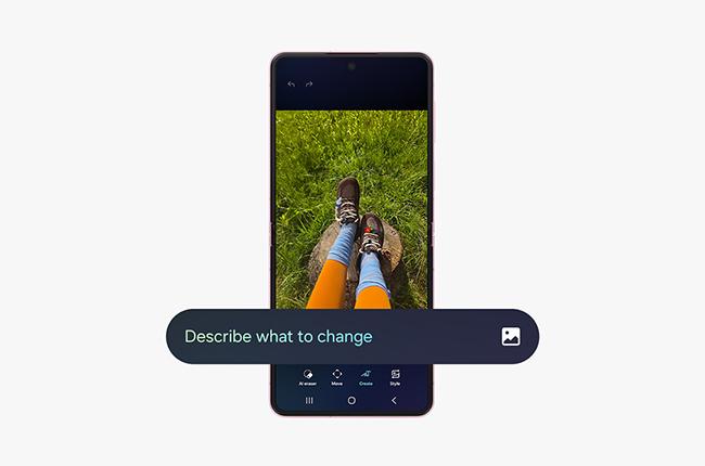 SAMSUNG Galaxy Z Flip8 Smartphone
