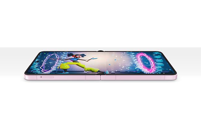 SAMSUNG Galaxy Z Flip8 Smartphone