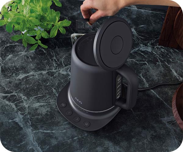 AEG K7-1-6BP Gourmet 7 Βραστήρας 1.7Lt