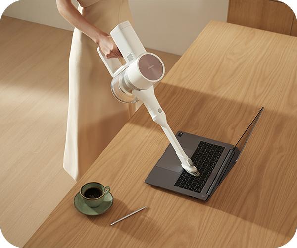 Xiaomi Vacuum Cleaner G20 laptop clean
