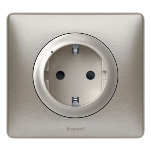 LEGRAND Celiane Συνδεδεμένη Πρίζα Σούκο with Netatmo Titanium