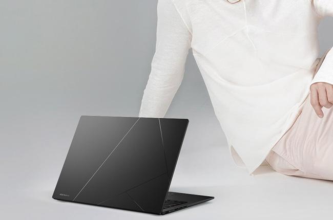 ASUS Zenbook 14 laptop