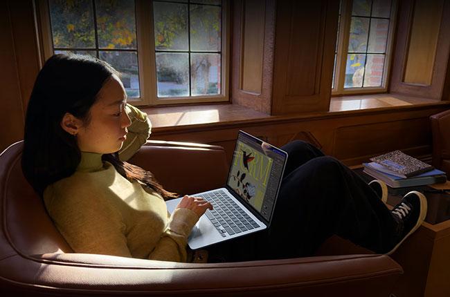 MacBook Air 15'' M5 Laptop