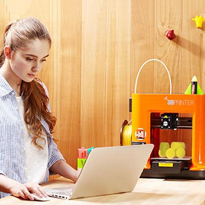 XYZ_3D Printer_daVinci_MiniW_Γερμανός
