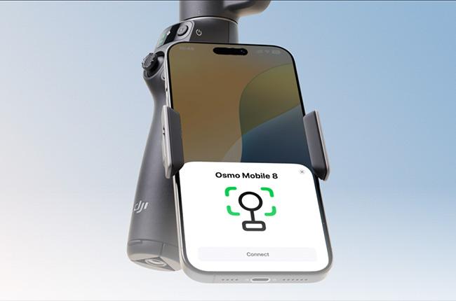 DJI Osmo Mobile 8 gimbal