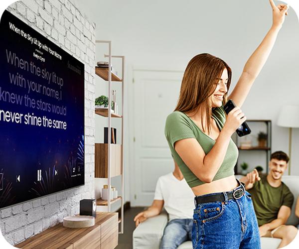 SAMSUNG 4K Crystal UHD