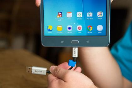 LEXAR kalodio USB Type-C JumpDrive 20 ekatosta 32GB