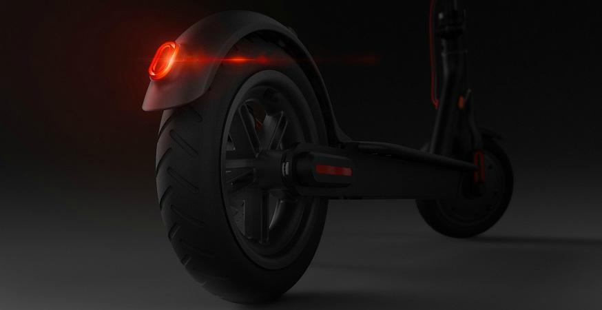 XIAOMI Mi Electric Scooter