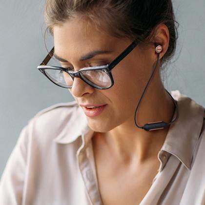 Bluetooth AKG Y100