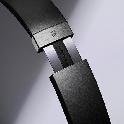 Bluetooth headphones AKG N700NC