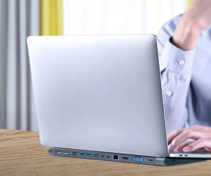 CABLEXPERT USB Type-C hub with 9 ports