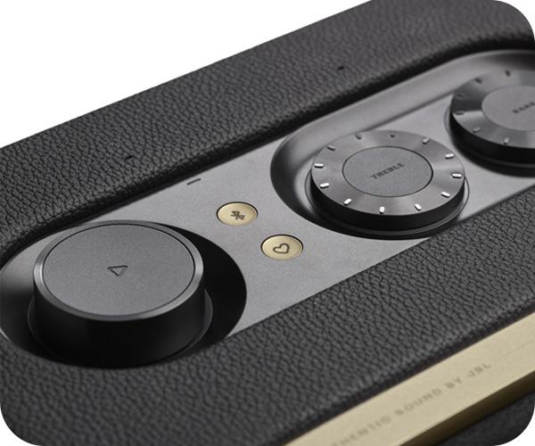 JBL Authentics 200