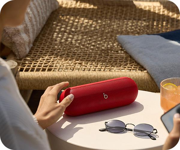 κλίση 20 μοιρών προς τα πάν BEATS Pill 