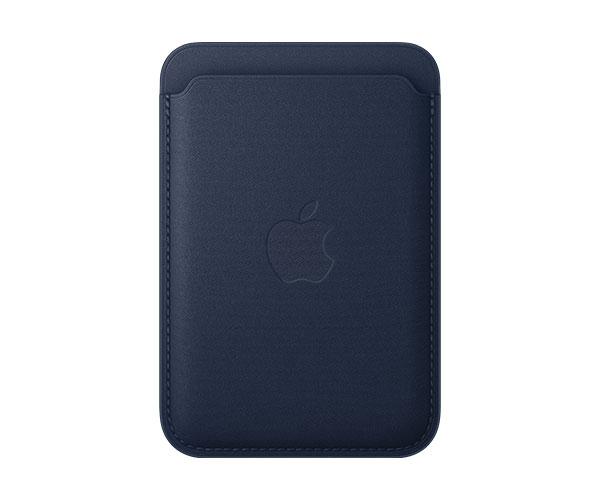 case FineWoven Wallet with MagSafe iPhone