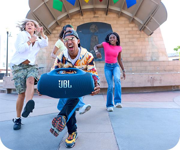JBL BoomBox 4