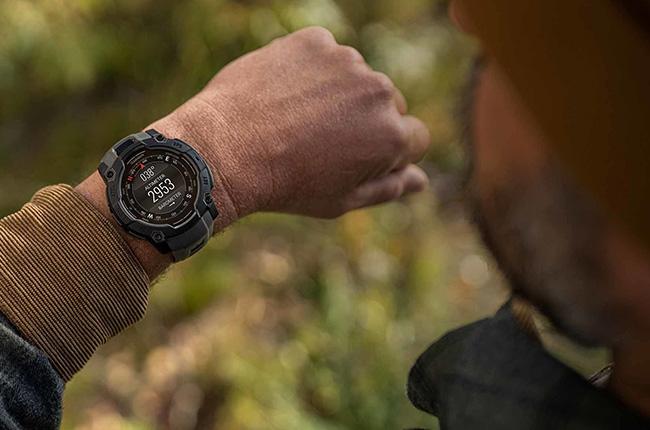 GARMIN Instinct 3 Limited Edition smartwatch