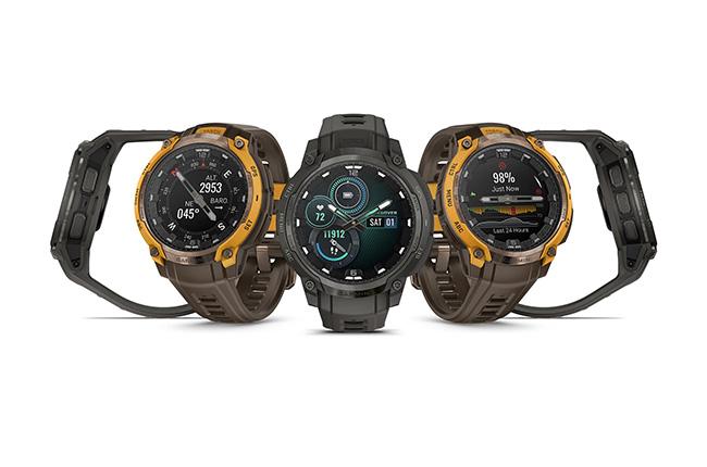 GARMIN Instinct Crossover Smartwatch