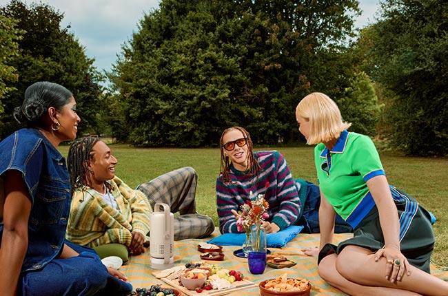 XGiMi Vibe Pro Portable Smart Projector 