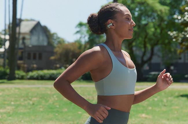 SONY LinkBuds clip on design