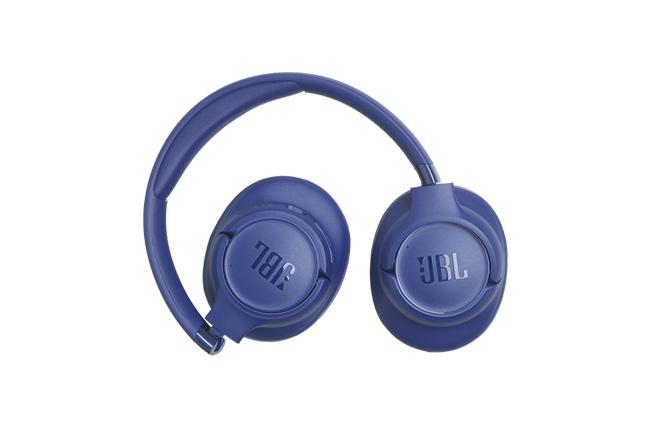 Bluetooth Headphones JBL Tune 780NC design