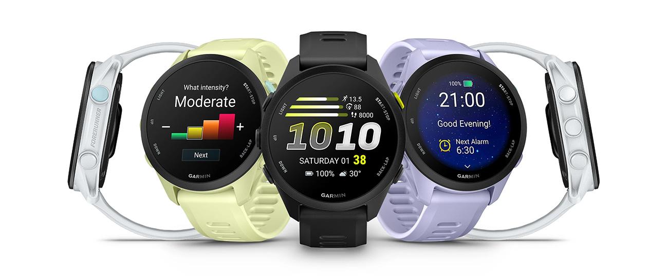 GARMIN Forerunner 70 43mm AMOLED Smartwatch