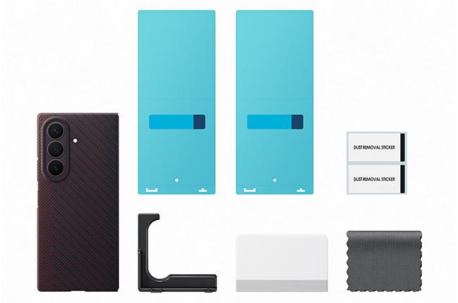 CASE SAMSUNG FOLD 8 CARBON