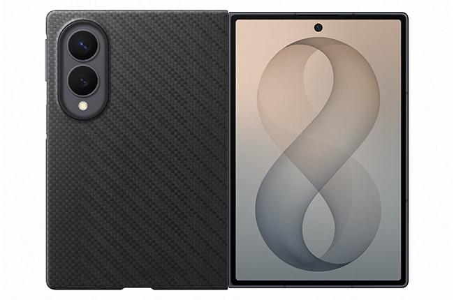 Carbon Case with MagSafe + SAMSUNG Galaxy Fold 8 Anti-Reflecting Screen Protector Set