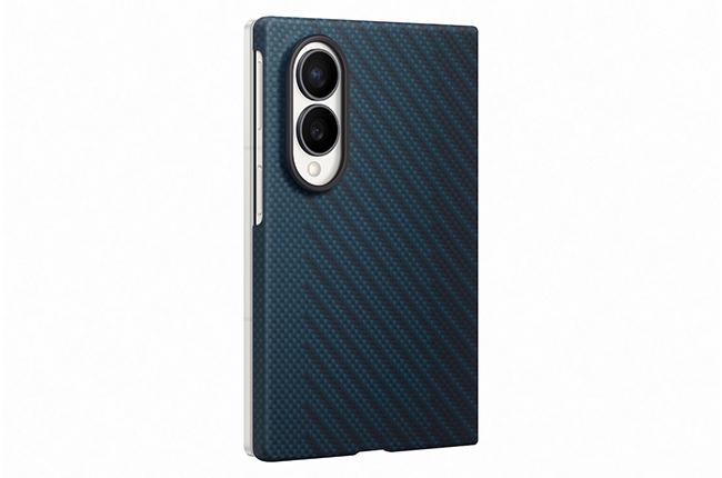 Carbon Case with MagSafe + SAMSUNG Galaxy Fold 8 Anti-Reflecting Screen Protector Set