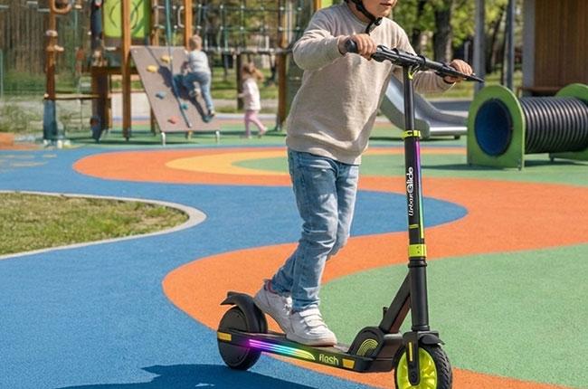URBAN GLIDE Ride Flash παιδικό ηλεκτρικό σκούτερ