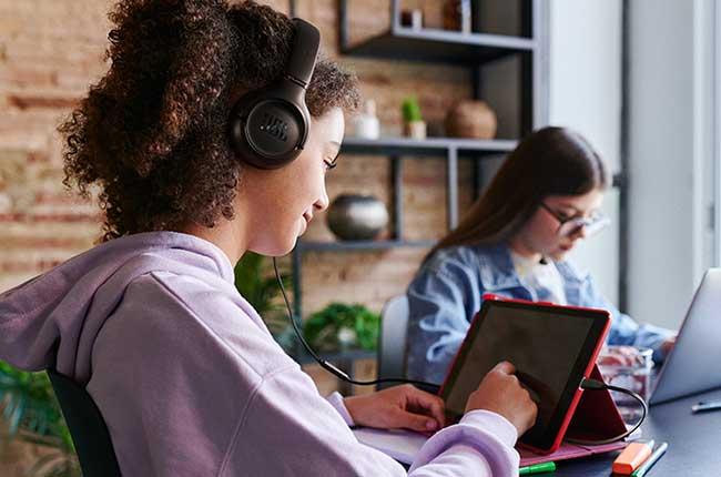 Bluetooth Headphones JBL Tune 530C